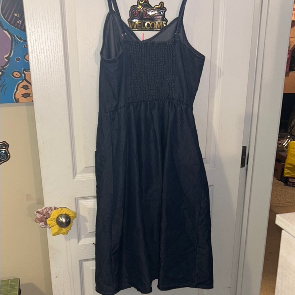 Vintage Denim Style Button-Down Women's Dress - Picture 9 of 10
